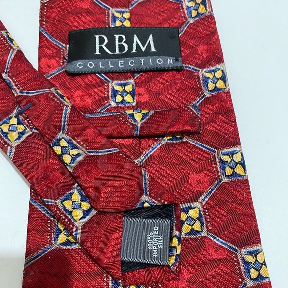 RBM Collection 100% Imported Silk Tie Red Burgundy Yellow Blue Made in USA 59" - Picture 5 of 5